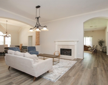 11418 Ruby Canyon Lane - Photo Thumbnail 10