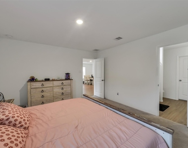 27110 Breakaway Lane - Photo Thumbnail 27