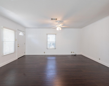 11738 Greencanyon Drive - Photo Thumbnail 5