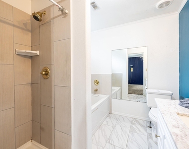 11738 Greencanyon Drive - Photo Thumbnail 18