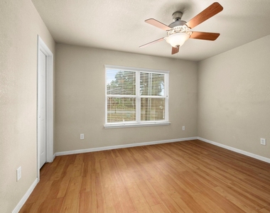 16807 Crestmont - Photo Thumbnail 13