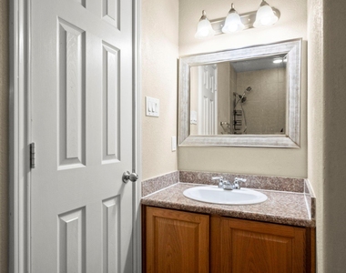 16807 Crestmont - Photo Thumbnail 16