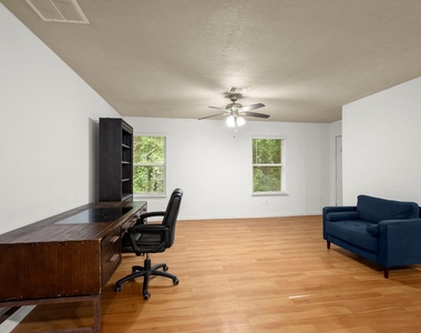16807 Crestmont - Photo Thumbnail 5