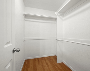 16807 Crestmont - Photo Thumbnail 21
