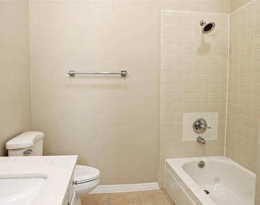 290 Wilcrest Drive - Photo Thumbnail 20