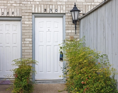 290 Wilcrest Drive - Photo Thumbnail 1
