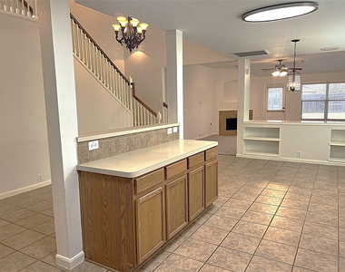 4714 Glencastle Court - Photo Thumbnail 6