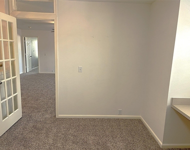 4714 Glencastle Court - Photo Thumbnail 25