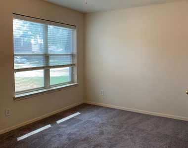 3942 Teal Run Meadows Drive - Photo Thumbnail 16