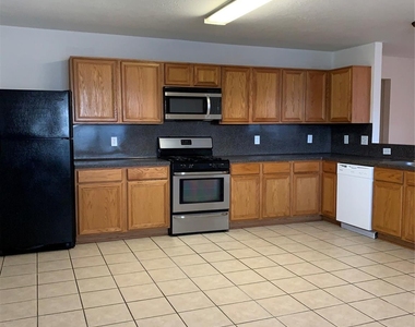 3942 Teal Run Meadows Drive - Photo Thumbnail 6