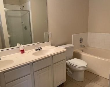 3942 Teal Run Meadows Drive - Photo Thumbnail 8