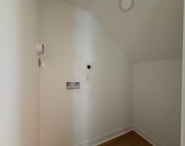 3617 Rosalie Street - Photo Thumbnail 10