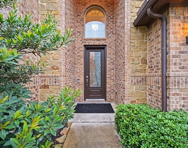 30631 Morning Dove Drive - Photo Thumbnail 1