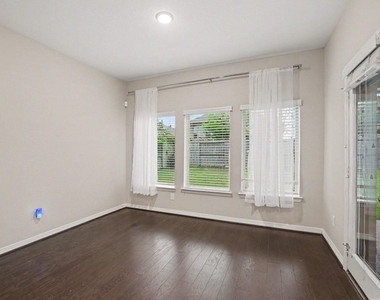 30631 Morning Dove Drive - Photo Thumbnail 13