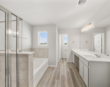 13313 Nabob Drive - Photo Thumbnail 9