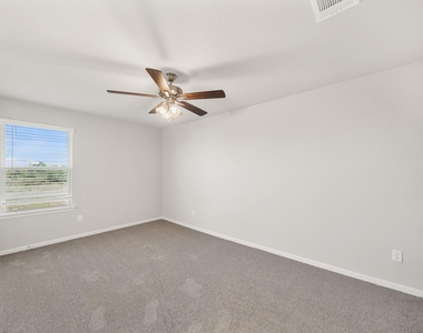 13313 Nabob Drive - Photo Thumbnail 5