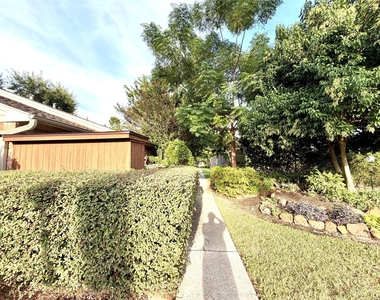 8801 Hammerly Boulevard - Photo Thumbnail 16
