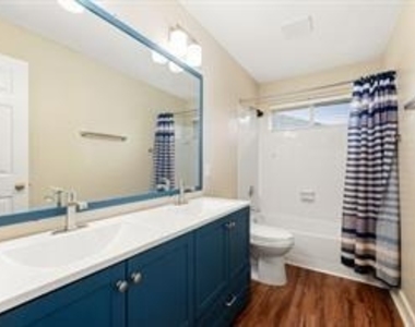 4030 Harwood Drive - Photo Thumbnail 16