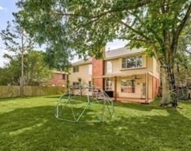 4030 Harwood Drive - Photo Thumbnail 20