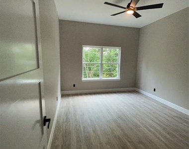 5108 Sunbeam Street - Photo Thumbnail 18