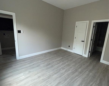 5108 Sunbeam Street - Photo Thumbnail 14