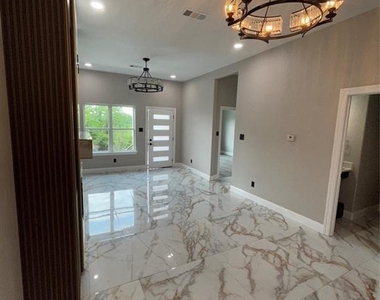 5108 Sunbeam Street - Photo Thumbnail 6