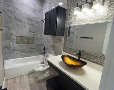 5108 Sunbeam Street - Photo Thumbnail 16