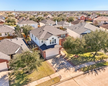 14 Carmel Chase Court - Photo Thumbnail 40