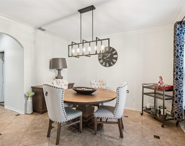 14 Carmel Chase Court - Photo Thumbnail 8