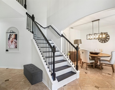 14 Carmel Chase Court - Photo Thumbnail 7