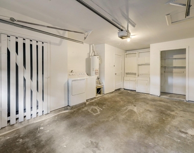 5013 Verdome Lane - Photo Thumbnail 23