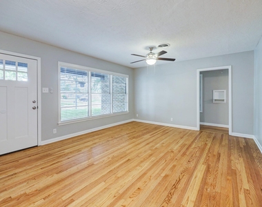 5013 Verdome Lane - Photo Thumbnail 7