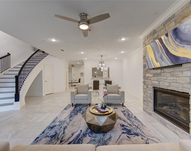 13605 Teal Bluff Lane - Photo Thumbnail 9
