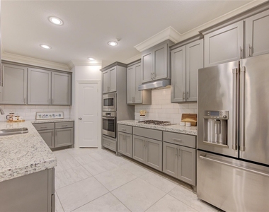 13605 Teal Bluff Lane - Photo Thumbnail 3