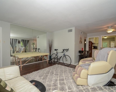 5230 Arboles Drive - Photo Thumbnail 9