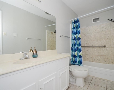 5230 Arboles Drive - Photo Thumbnail 14