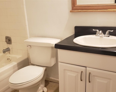 11714 Bob White Drive - Photo Thumbnail 10