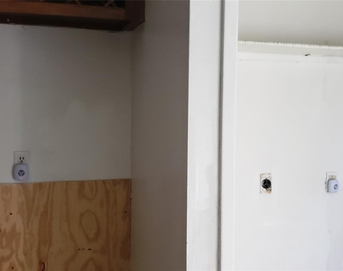 11714 Bob White Drive - Photo Thumbnail 9