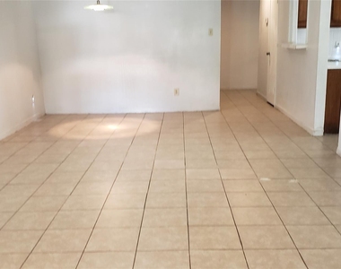 11714 Bob White Drive - Photo Thumbnail 1