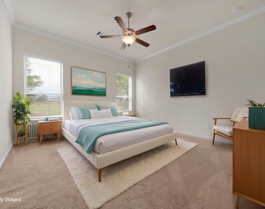 5002 Naples Grove Lane - Photo Thumbnail 4