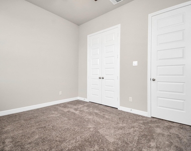 4710 Austin Landing - Photo Thumbnail 34