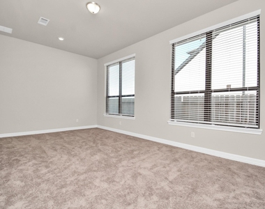 4710 Austin Landing - Photo Thumbnail 36