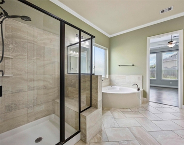 13318 Cameron Reach Drive - Photo Thumbnail 8