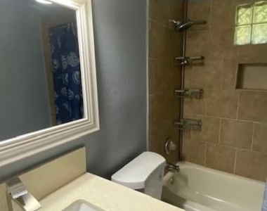 6623 Cresthill Street - Photo Thumbnail 21
