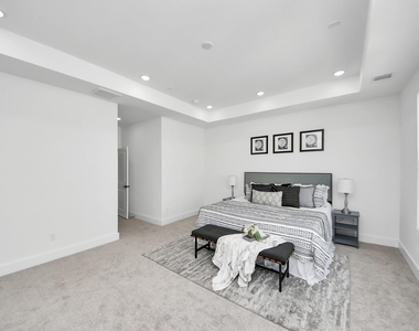 2434 Harrington Street - Photo Thumbnail 21