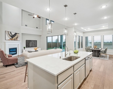 13803 Dorado Point Dr - Photo Thumbnail 6