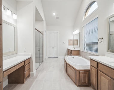 13803 Dorado Point Dr - Photo Thumbnail 16