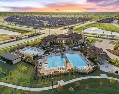13803 Dorado Point Dr - Photo Thumbnail 32