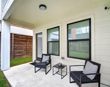 712 Delano Street - Photo Thumbnail 46