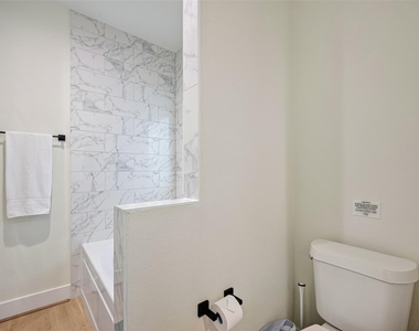 712 Delano Street - Photo Thumbnail 42